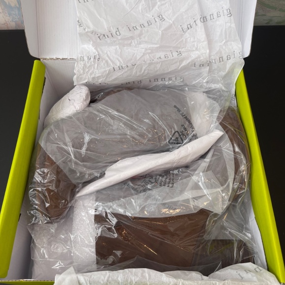 Gianni Bini Tovy Suede Ankle boot - Picture 7 of 7